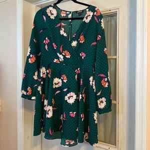 Green polka dot & floral Express dress (M)